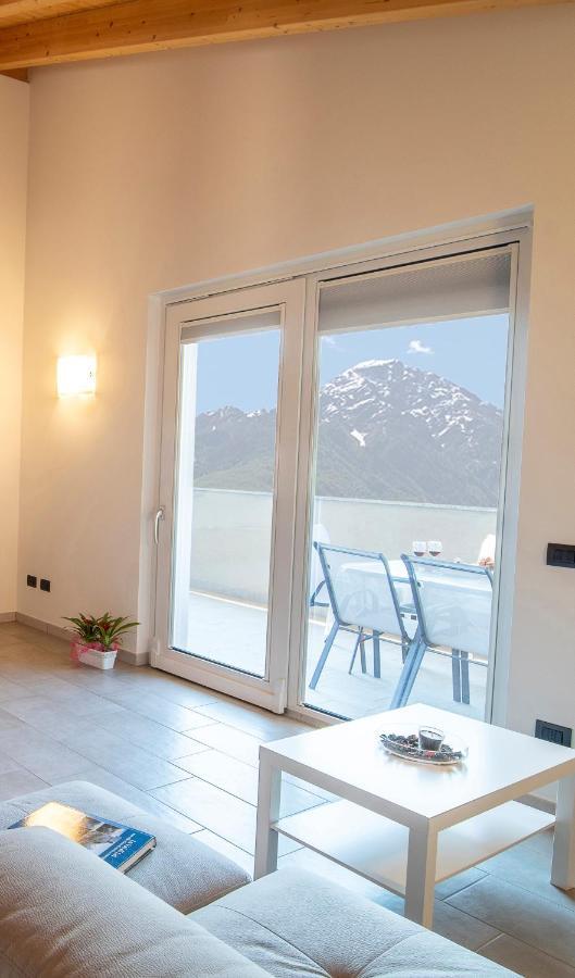 Апартаменты Attico Bella Vista Dubino Экстерьер фото