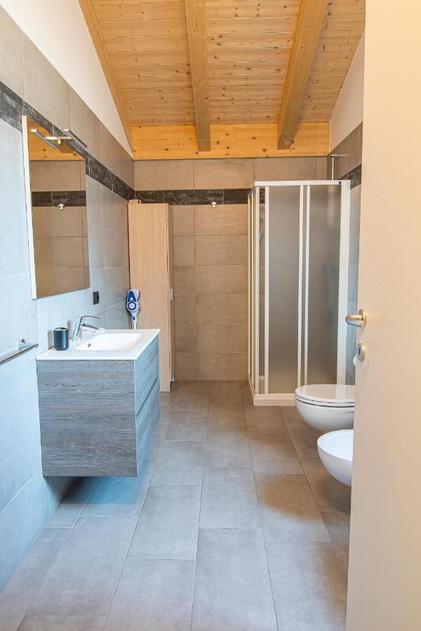 Апартаменты Attico Bella Vista Dubino Экстерьер фото